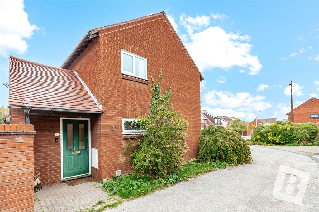 Property photo 1 of 14 Front