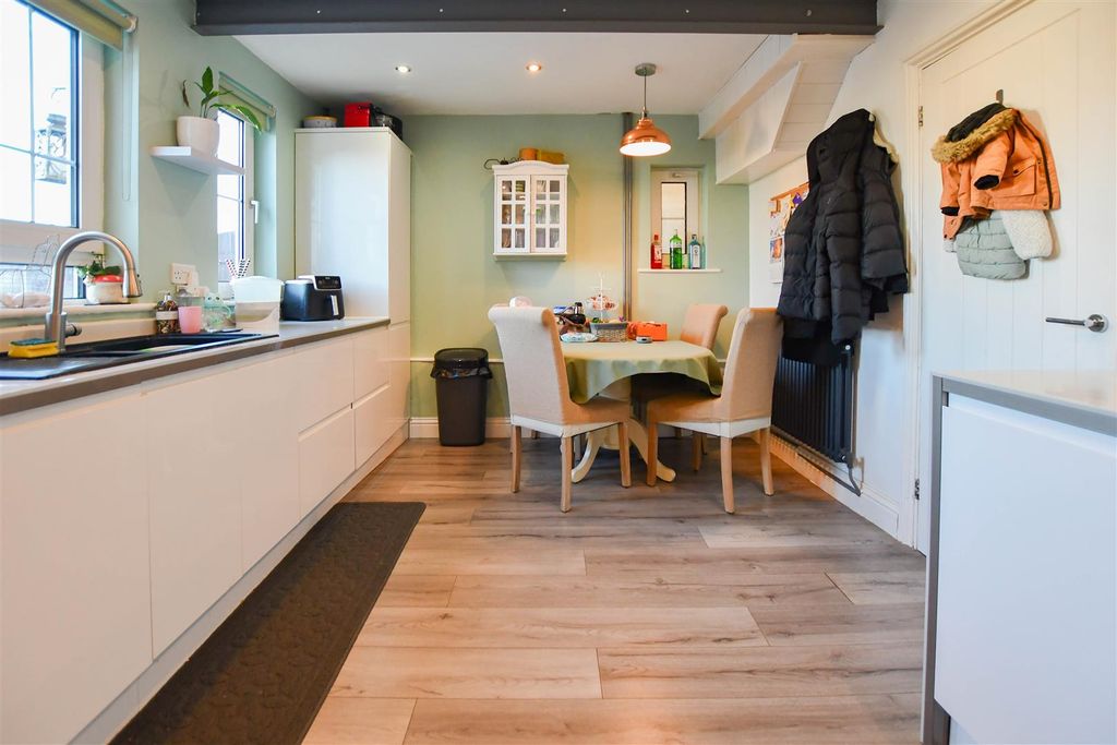 Property photo 3 of 15 Dsc_1117-1.Jpg