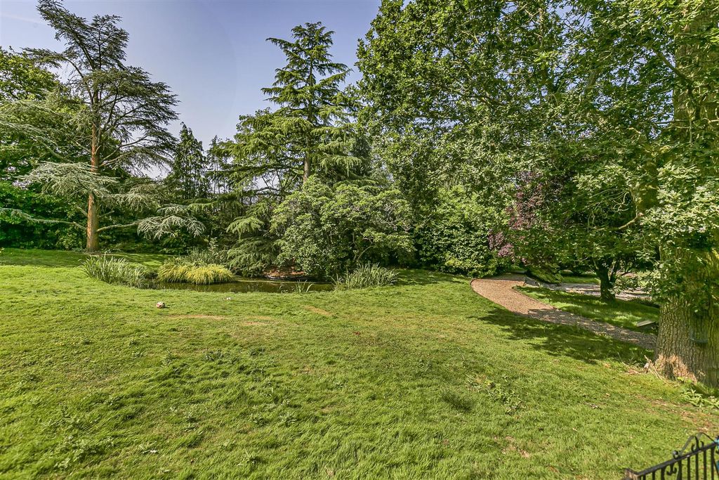 Additional image 10 of Land for saleRowley Lane, Barnet EN5