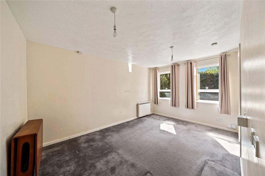 Property photo 2 of 11 Picture No. 01