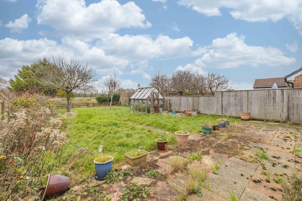 Property photo 3 of 15 Picture 3