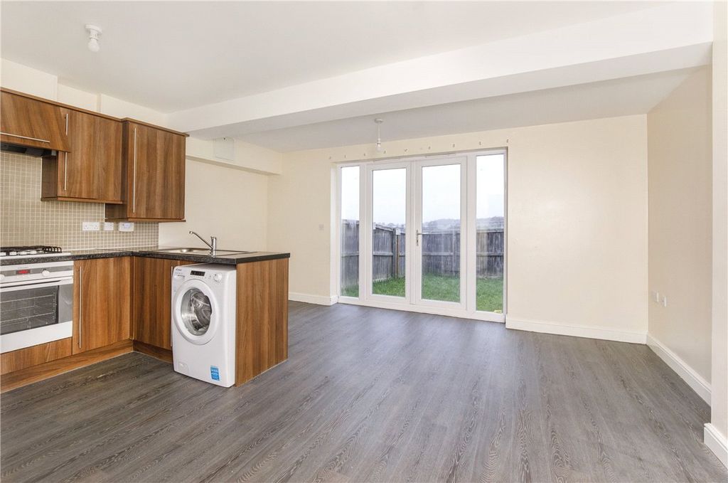 Property photo 3 of 11 Picture No. 05