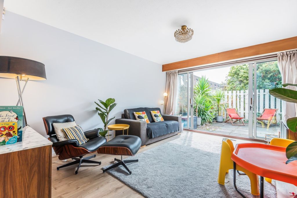 Property photo 1 of 14 888437 (2)