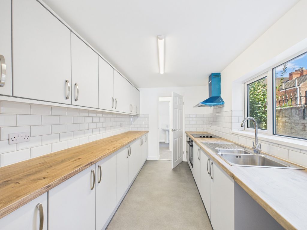 Property photo 1 of 17 3742163