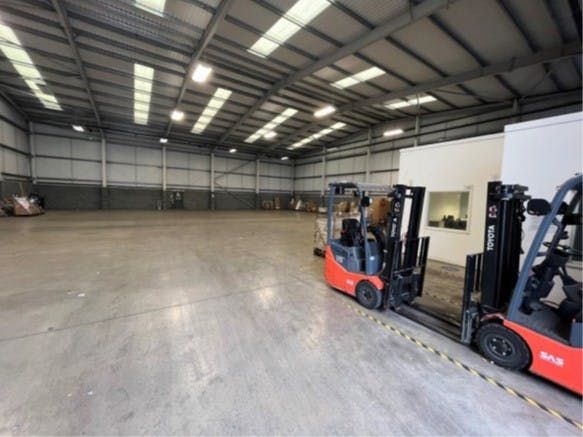 Property photo 3 of 6 Image 5