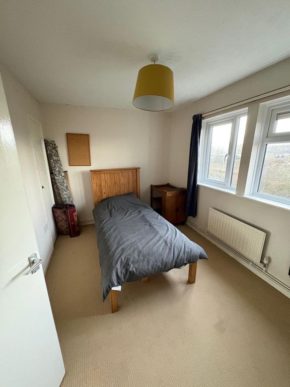 Property photo 3 of 3