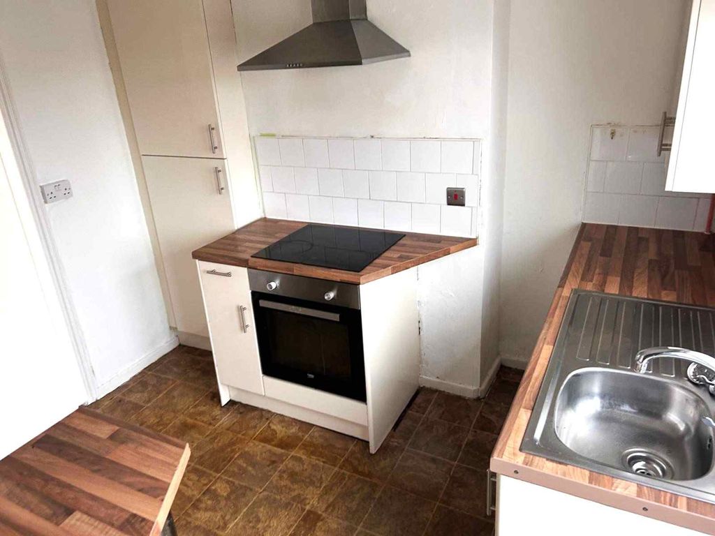 Property photo 3 of 3
