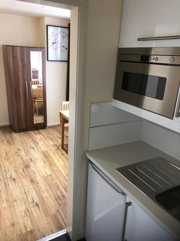 Property photo 3 of 3