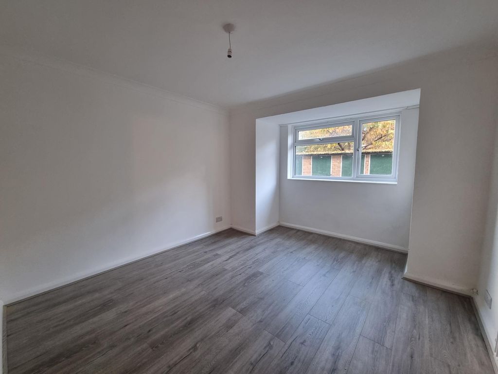 Property photo 2 of 14 Photo 1