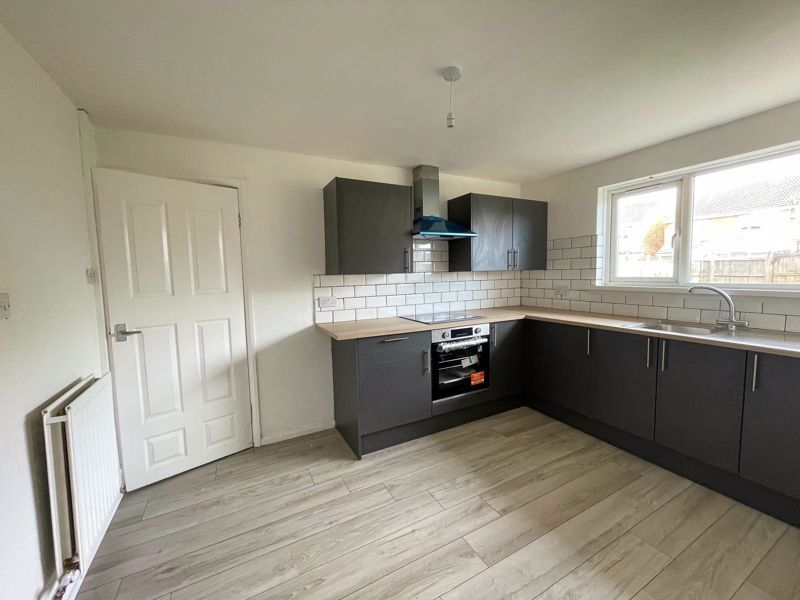 Property photo 3 of 11 Photo 7