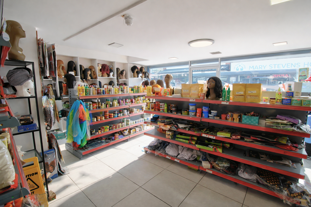 Property photo 2 of 7 Shopfloor