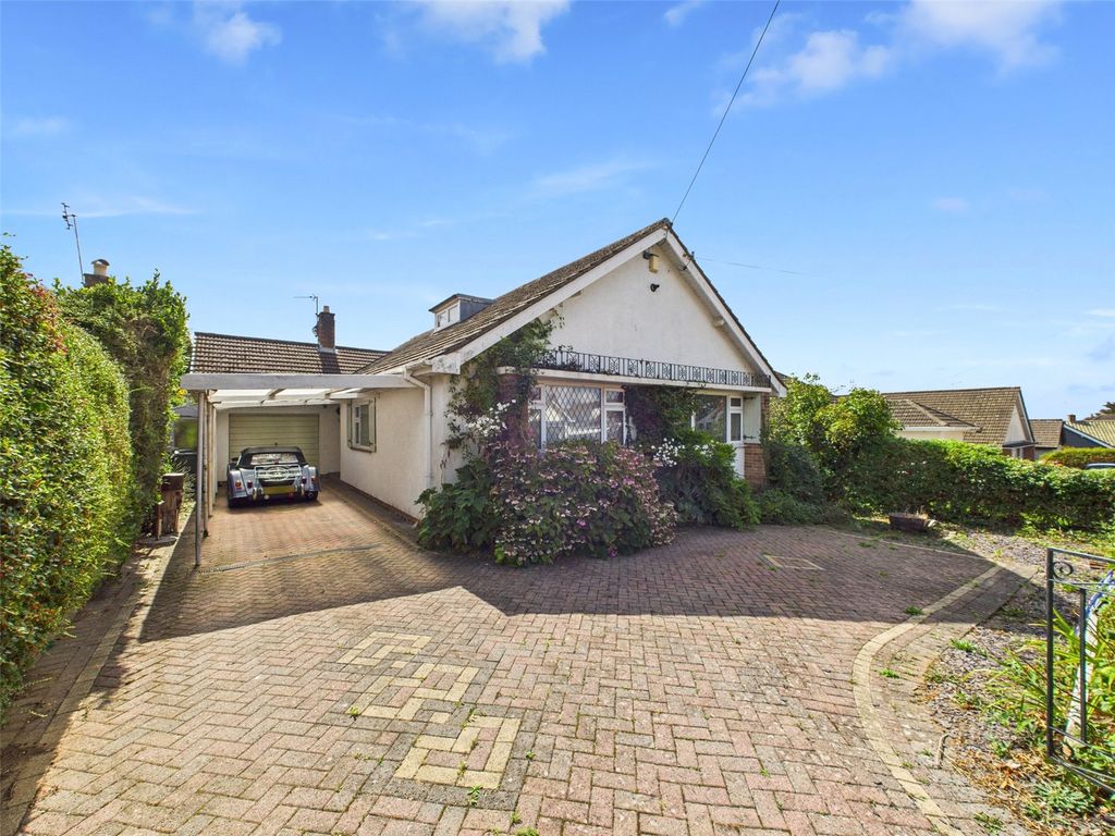 Property photo 1 of 24 Picture No. 04
