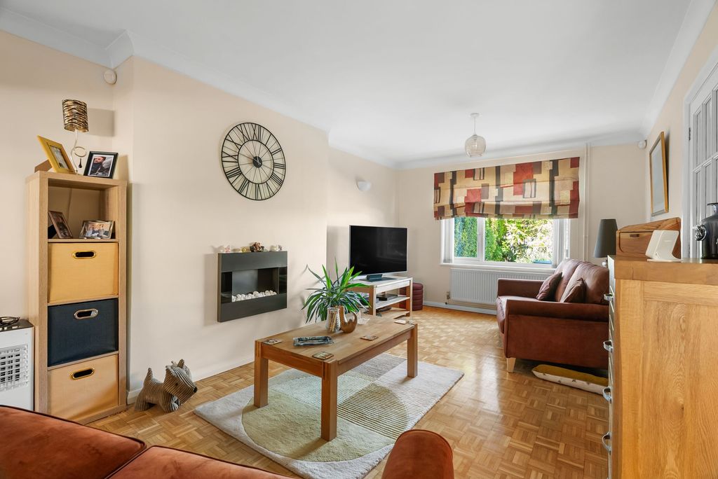 Property photo 2 of 22