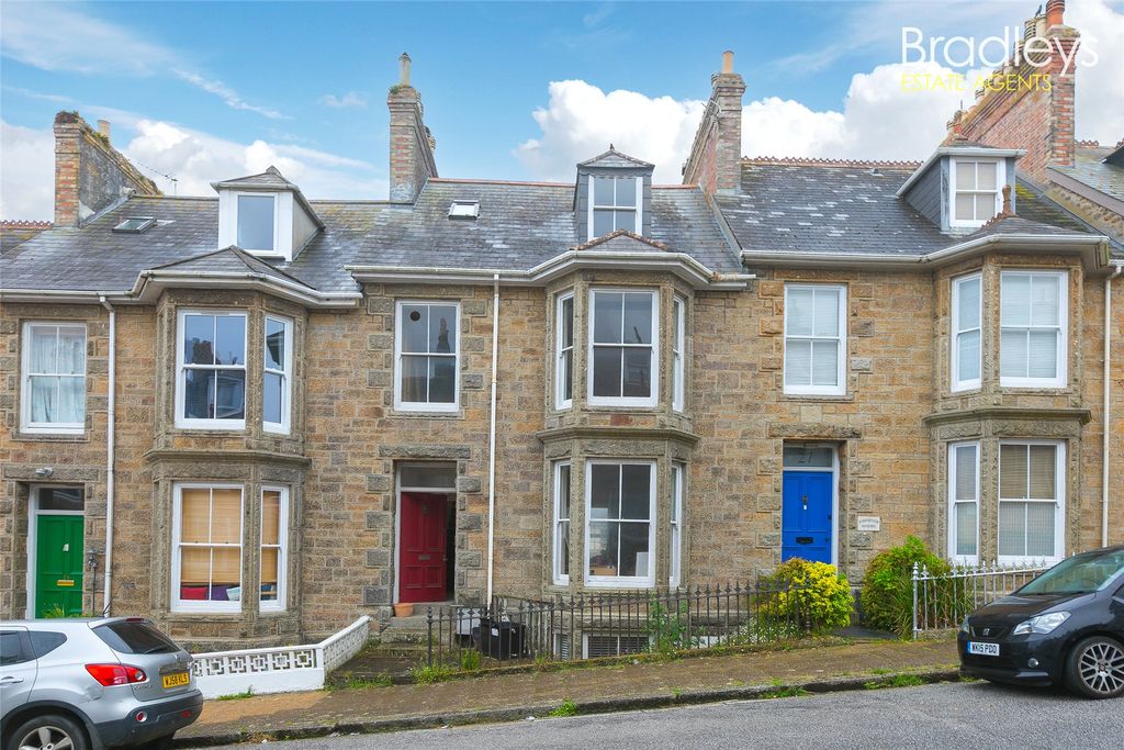 Property photo 2 of 15 Picture No. 08