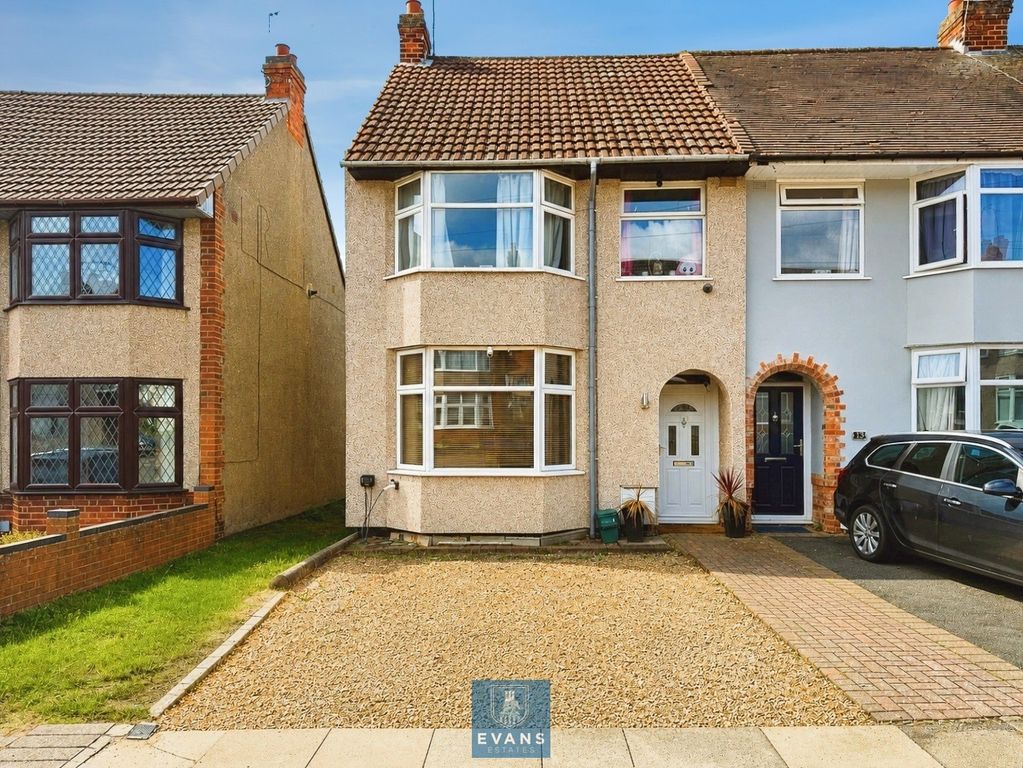 Property photo 1 of 11 Front