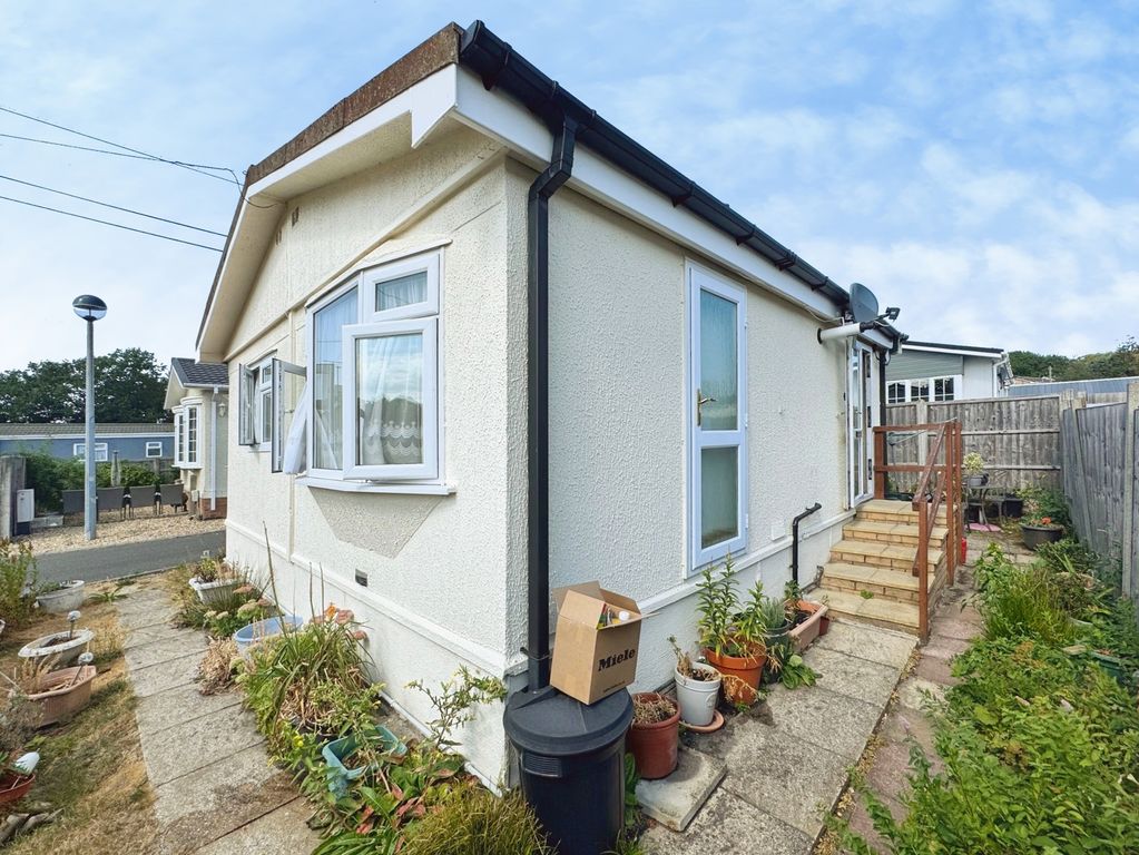 Property photo 1 of 11 Pbox-Img.Jpg