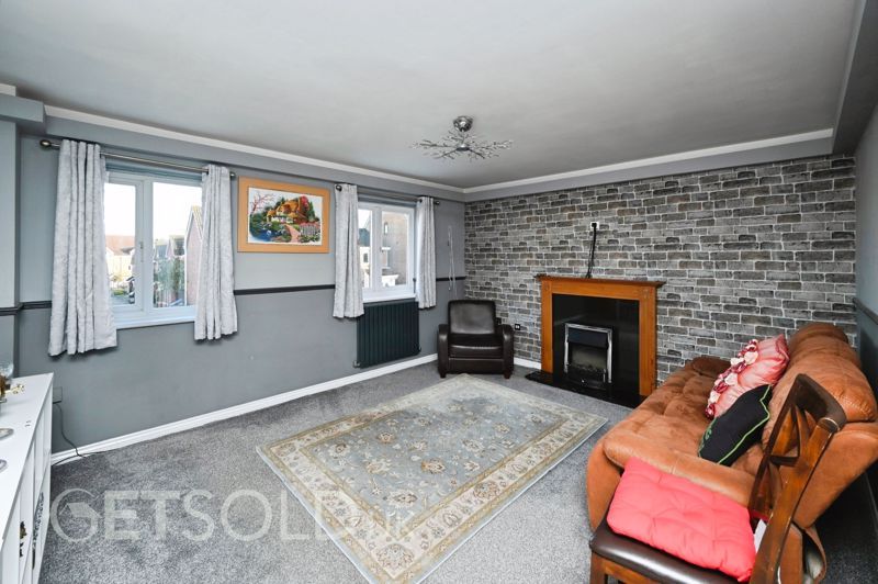 Property photo 2 of 10 Photo 8