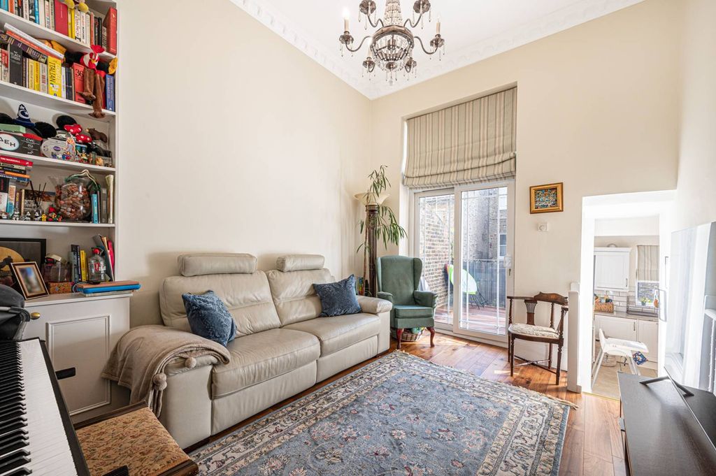 Property photo 2 of 9