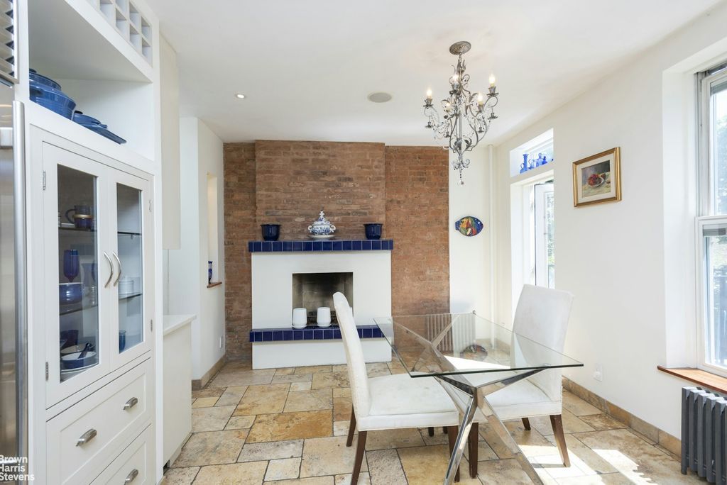 Property photo 2 of 13 <Alttext/>