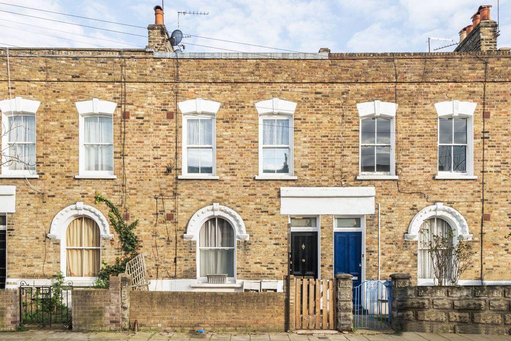 Property photo 1 of 17 1423310-2-69A7026...