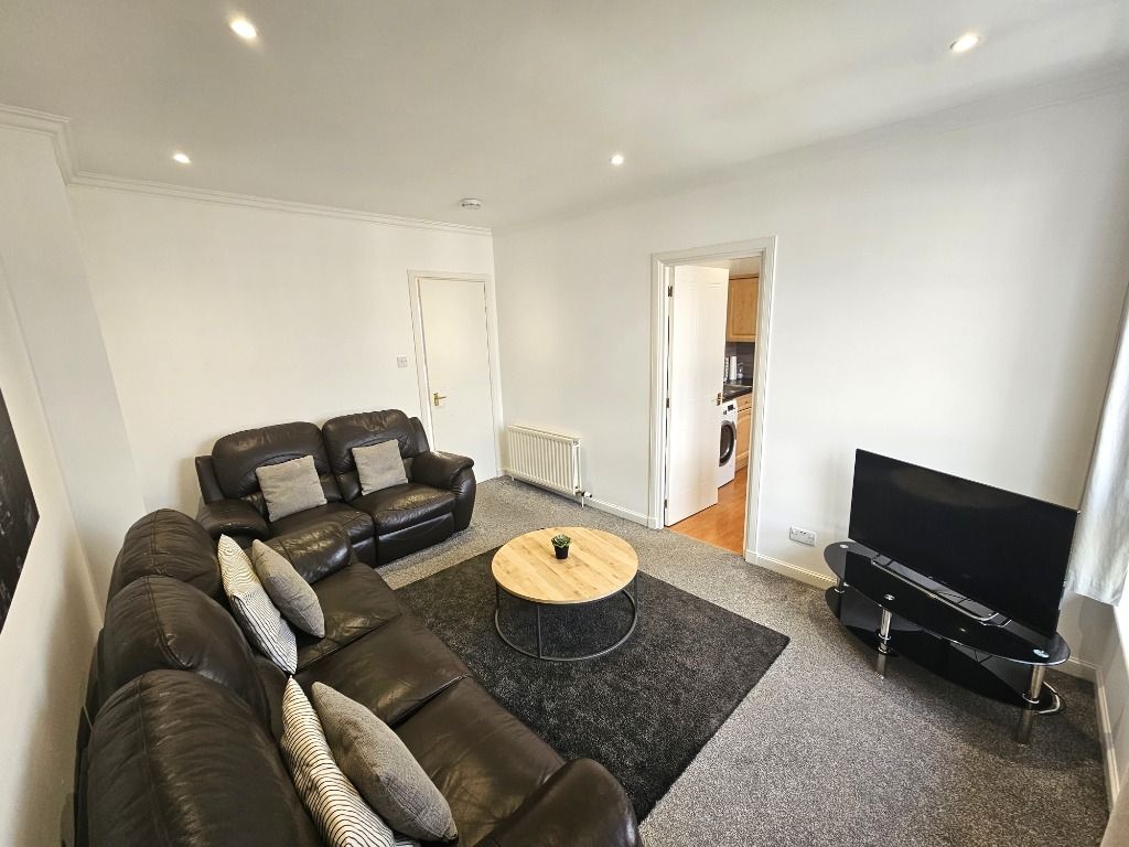 Property photo 2 of 12 Photo 2