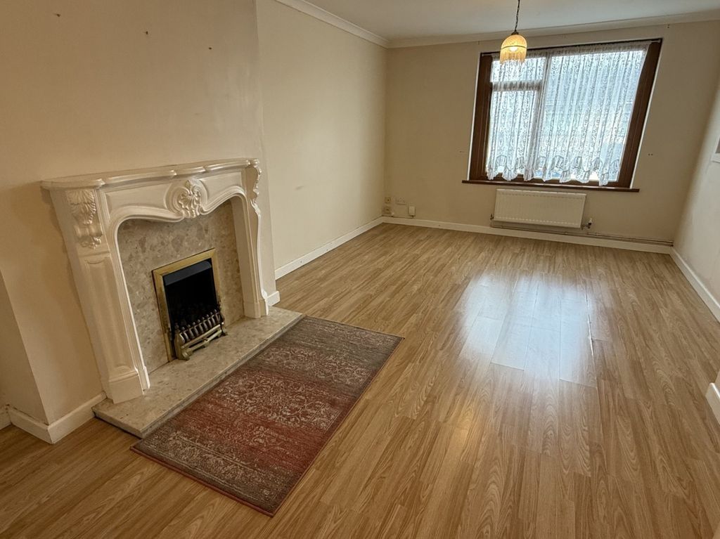 Property photo 2 of 19 Not Specified