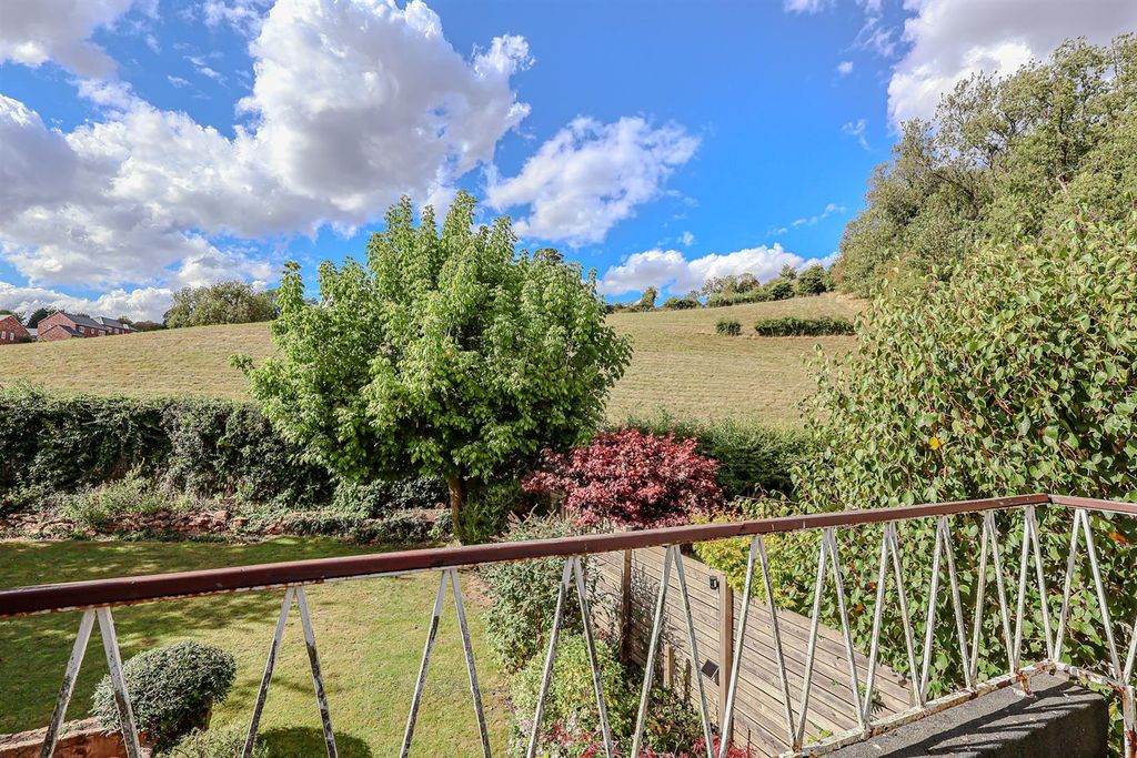 Property photo 2 of 25 Img_1849.Jpg