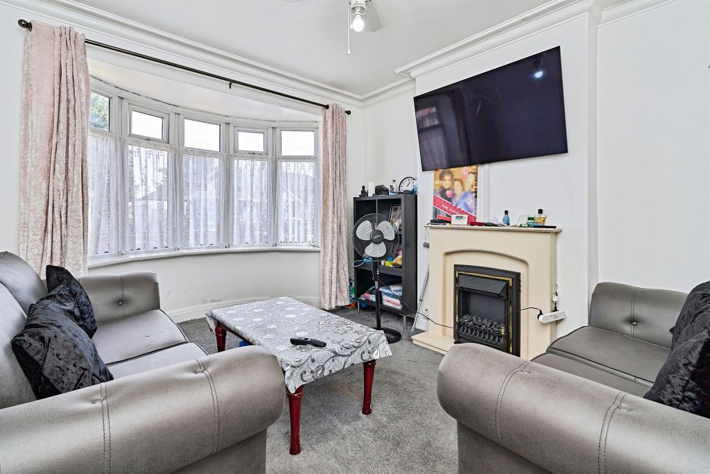 Property photo 2 of 19
