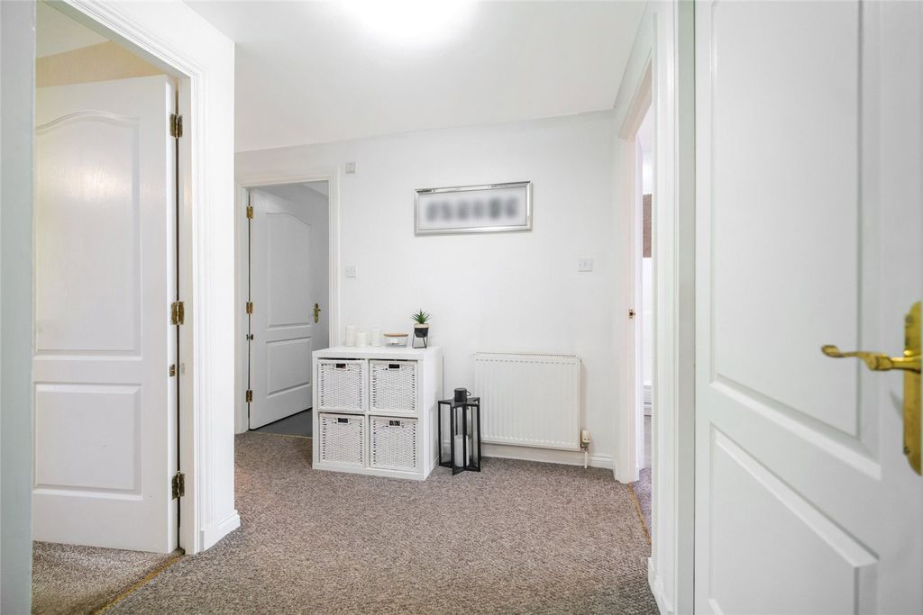 Property photo 2 of 12 Picture No. 02