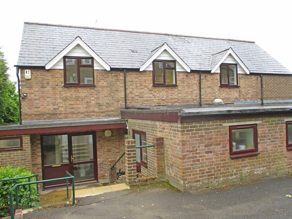 Property photo 1 of 2 Croham Lodge, Crowborough