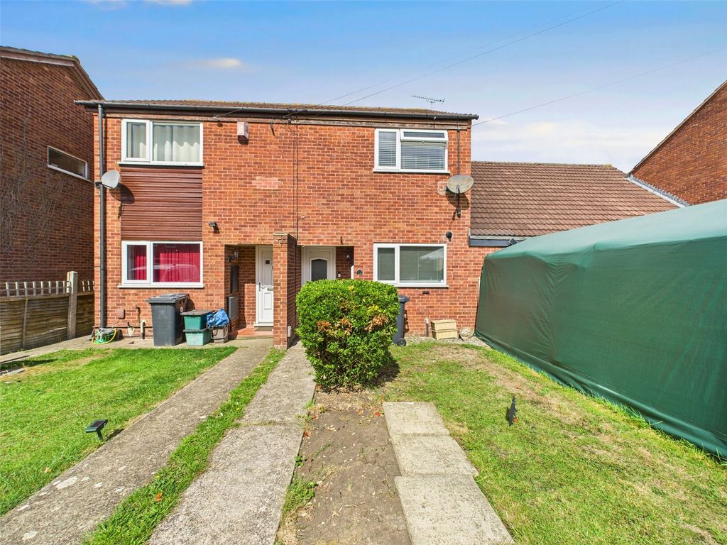 Property photo 1 of 10 Picture No. 01