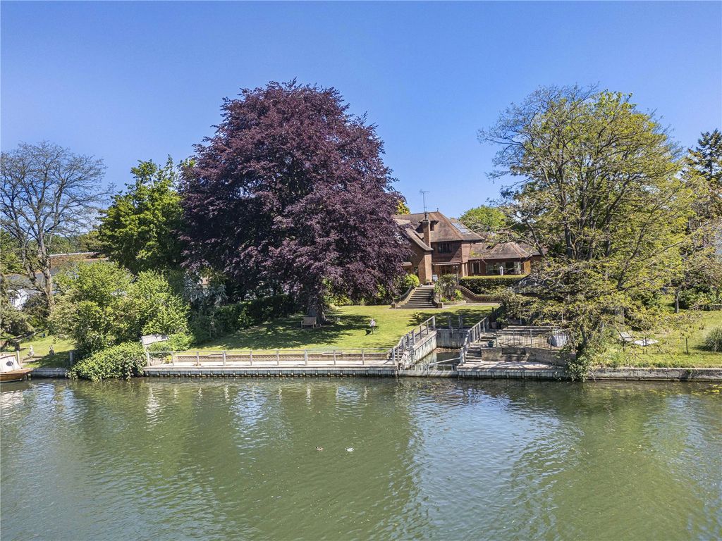 Property photo 2 of 28 Drone