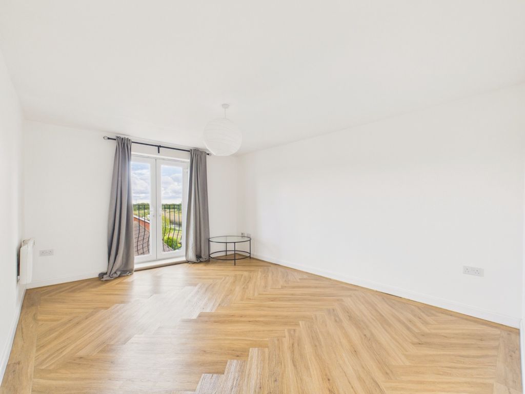 Property photo 2 of 8 5136134