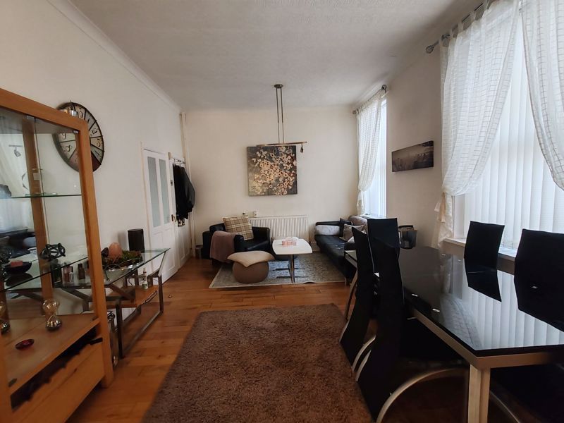 Property photo 3 of 33 Photo 19