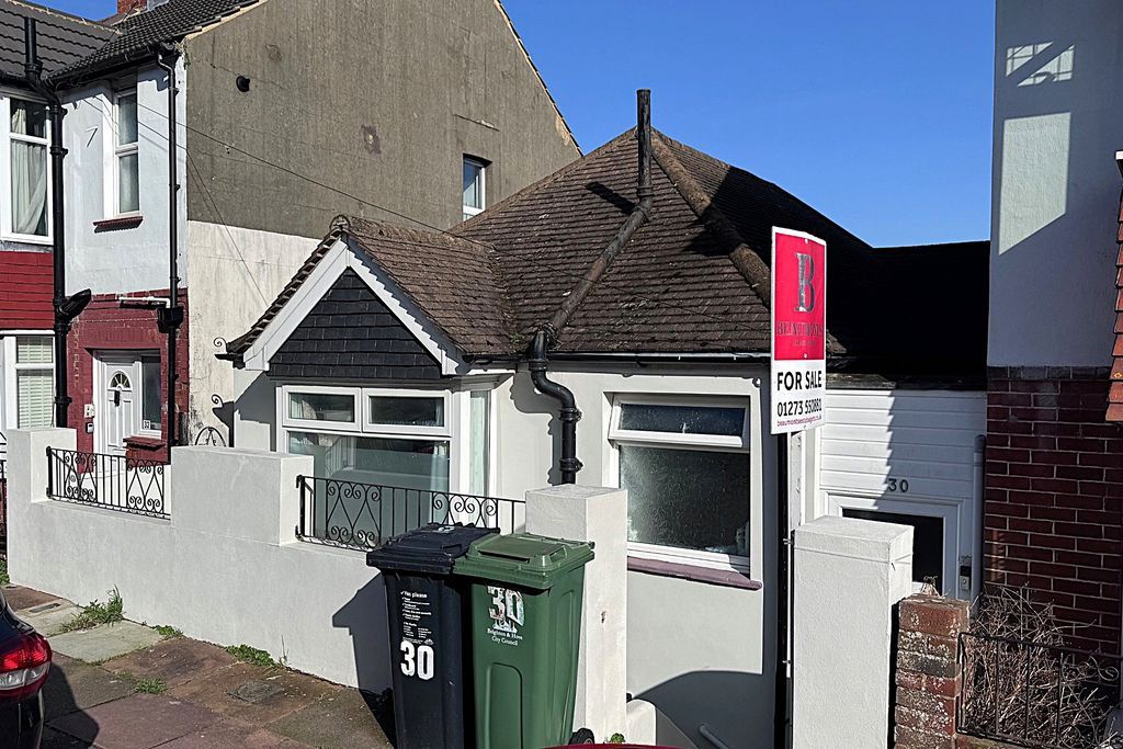 Property photo 1 of 18 Photo 19