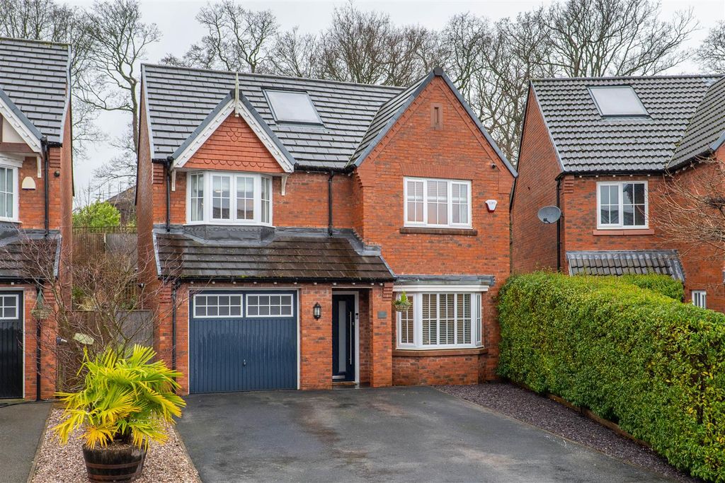 Property photo 1 of 22 Front External