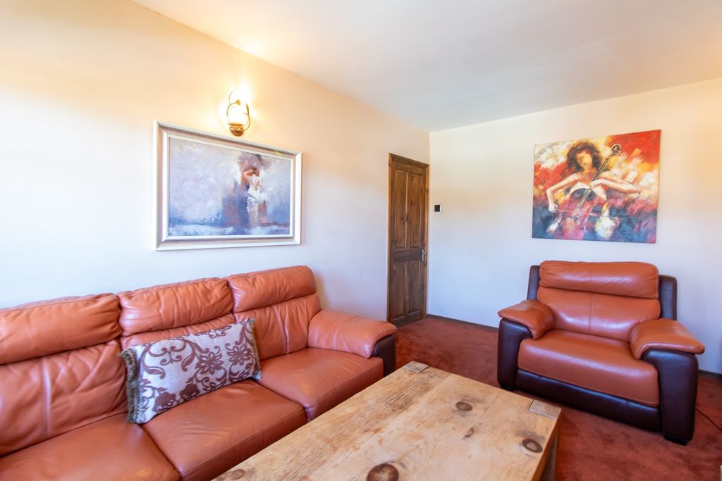 Property photo 3 of 23 Image 3