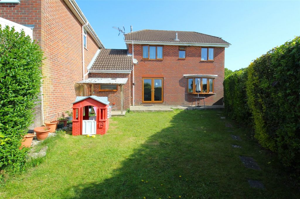 Property photo 3 of 15 Picture No. 21