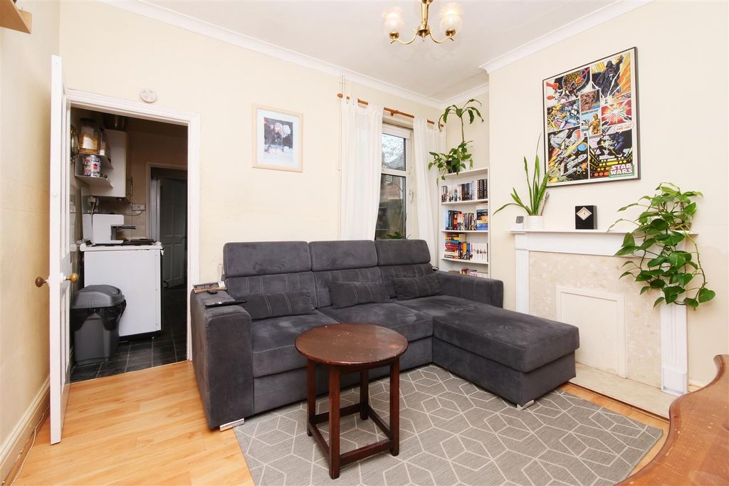 Property photo 3 of 12 Pnmb0530.Jpg