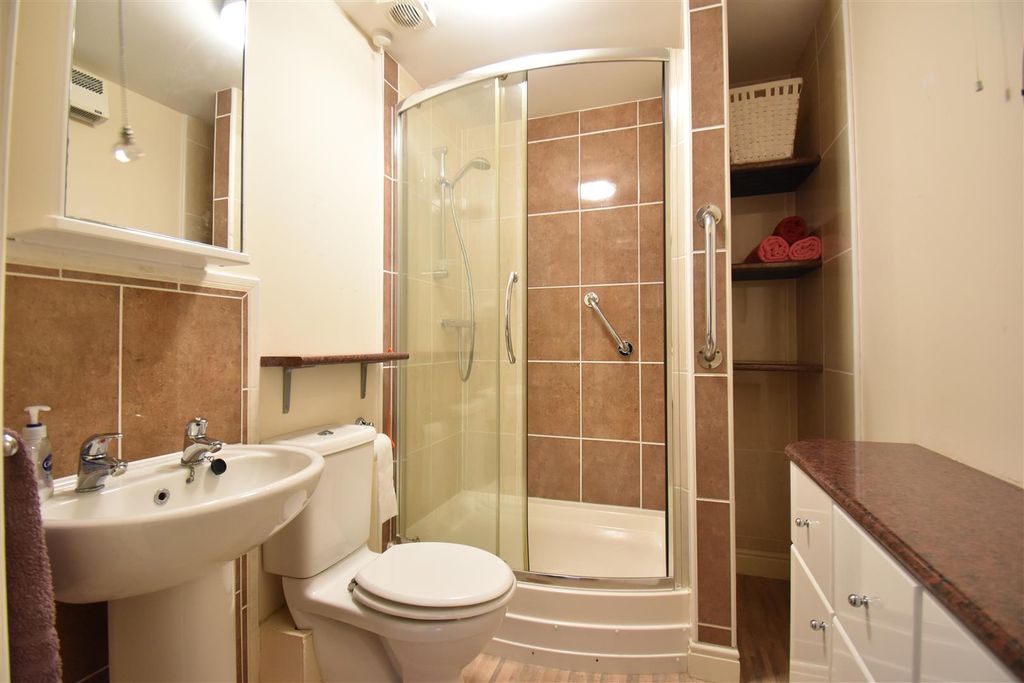 Additional image 7 of 1 bed flat for saleMaple Grange, Henleaze Road, Bristol BS9