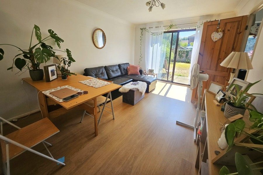 Property photo 2 of 8