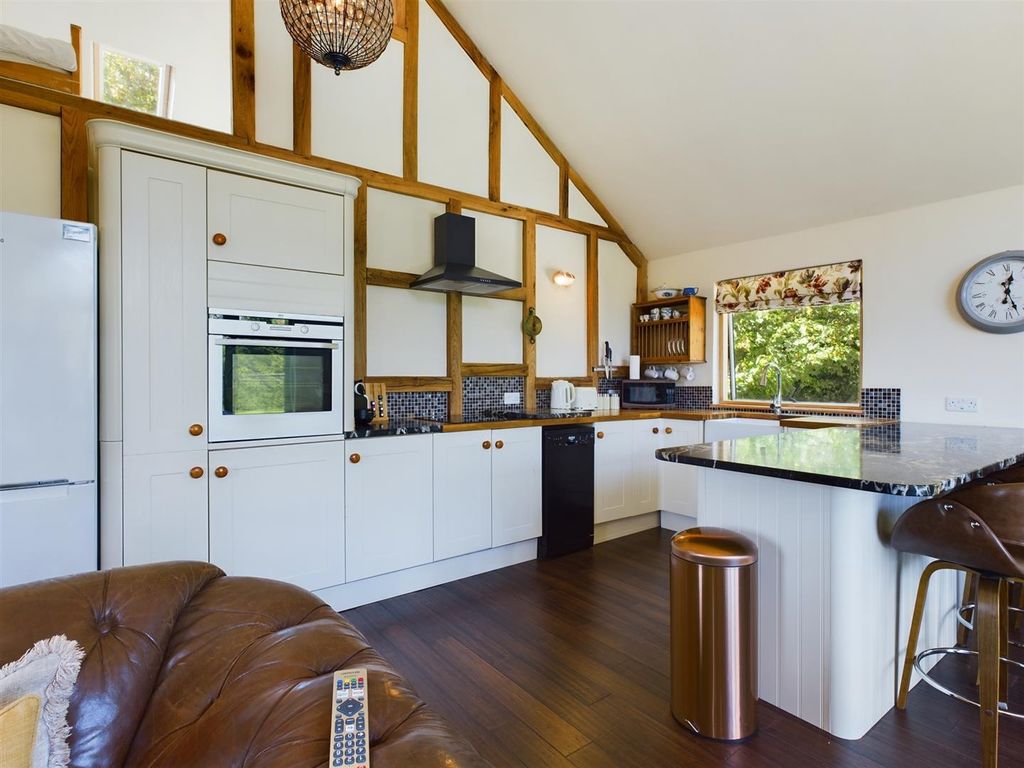 Additional image 7 of 1 bed flat to rentLane, Newquay TR8