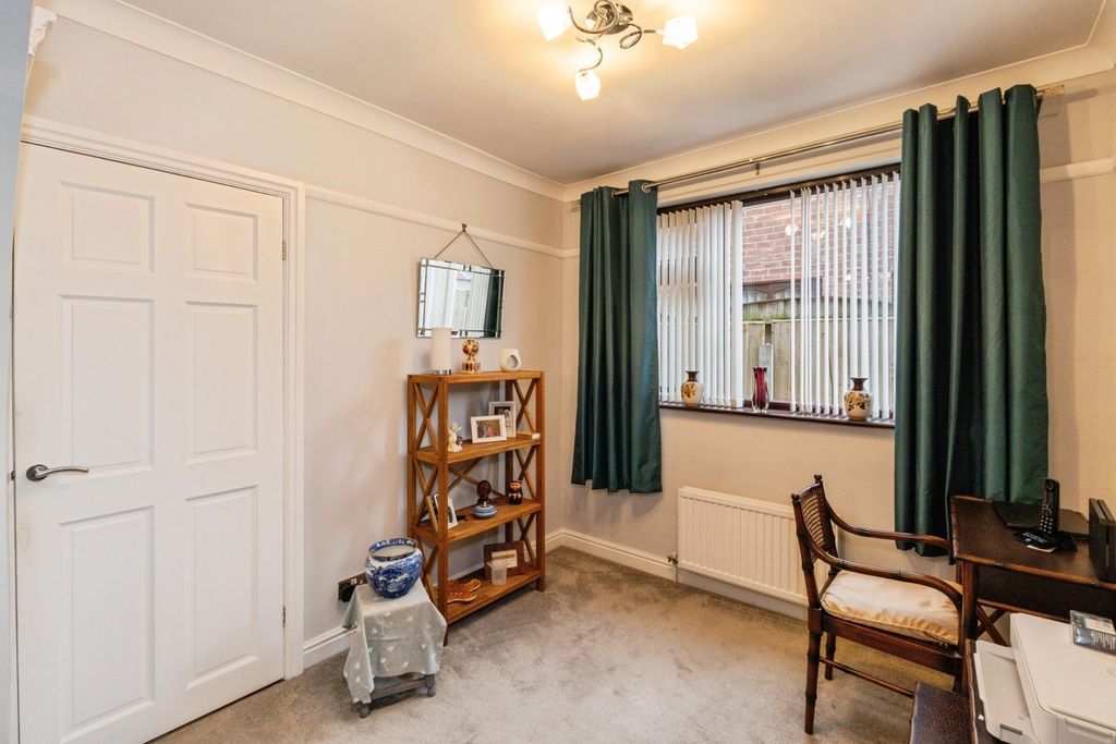 Property photo 3 of 20 Pbox-Img.Jpg