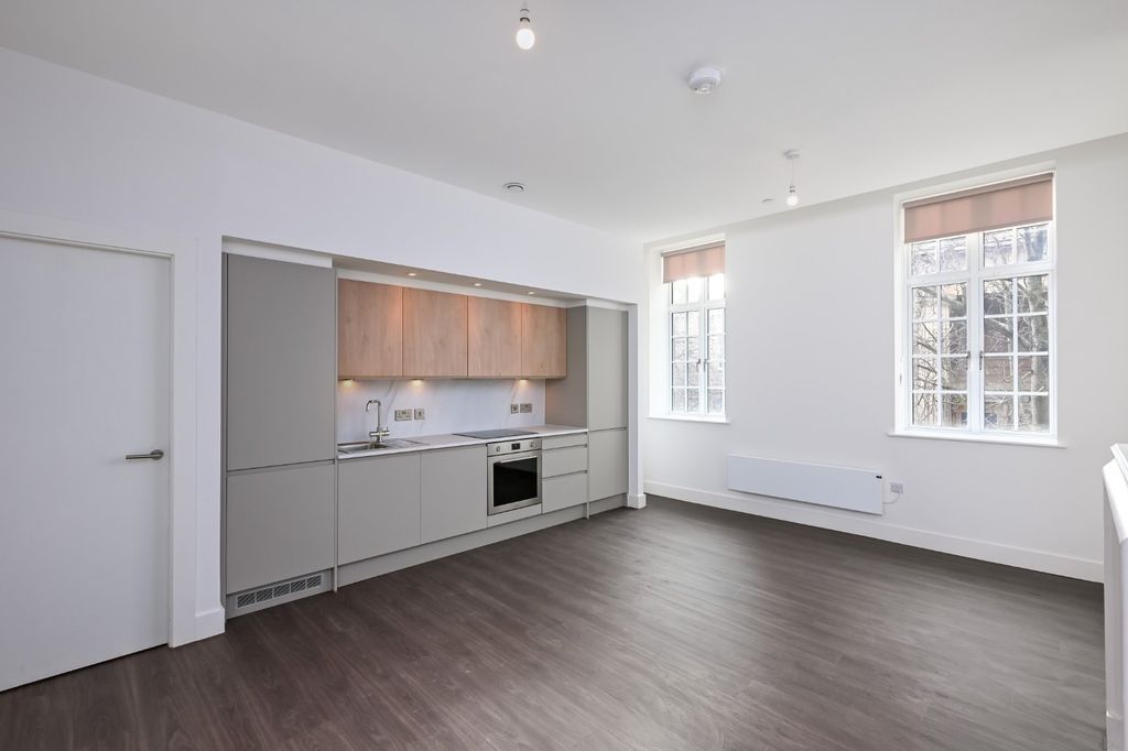 Property photo 1 of 10 Picture No. 05