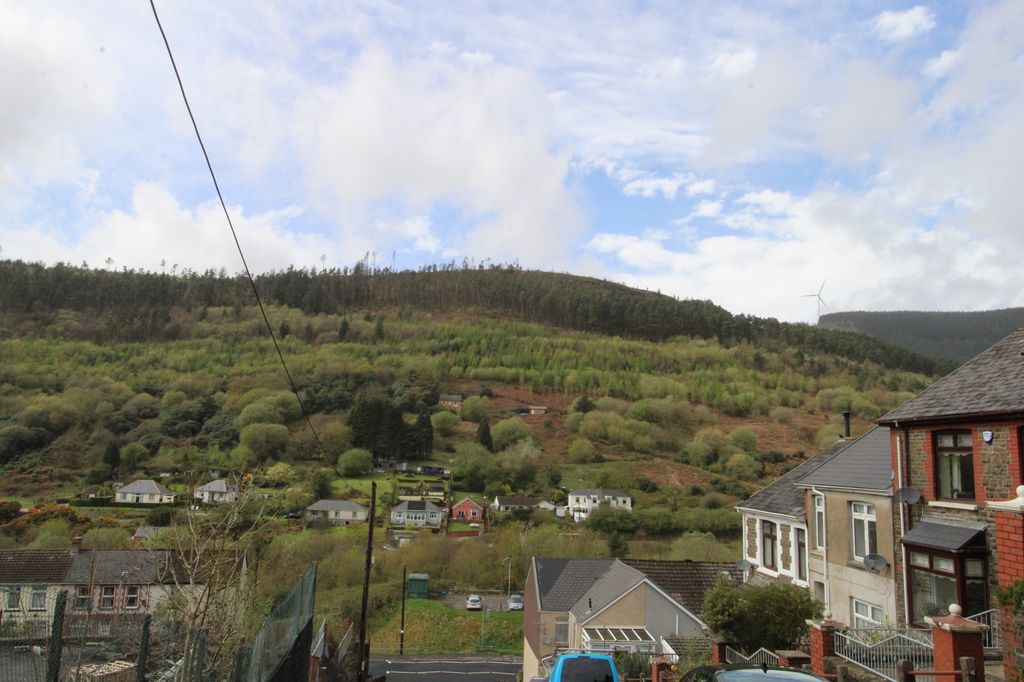 Property photo 2 of 17 Not Specified