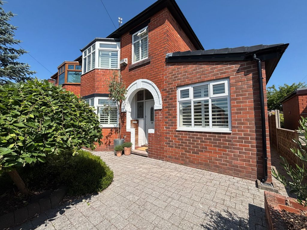 Property photo 1 of 29