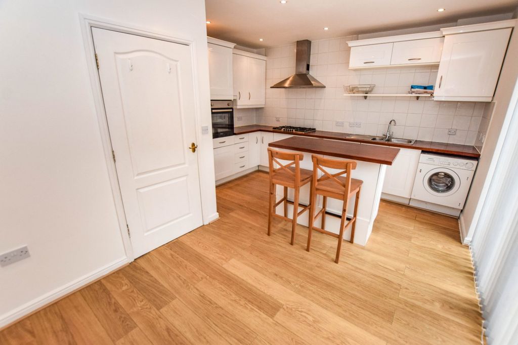 Property photo 3 of 21 Picture No. 43