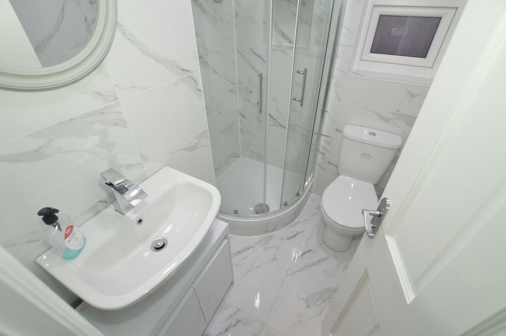 Property photo 3 of 10 Dsc_0443