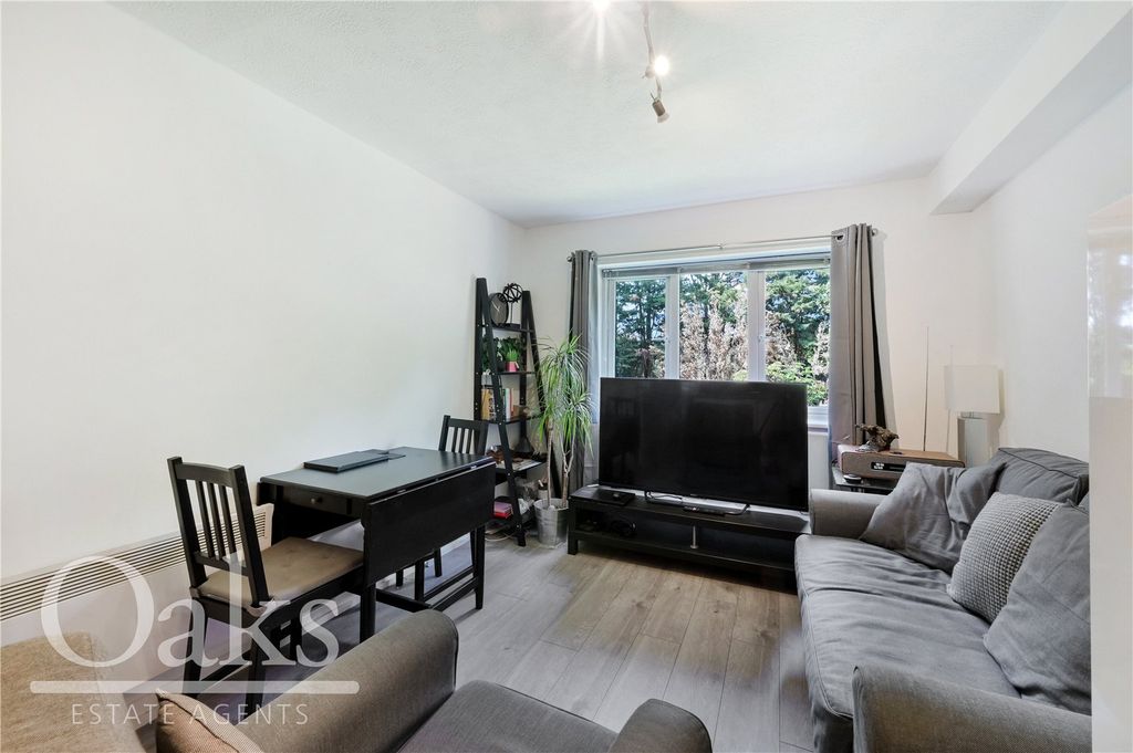 Property photo 1 of 8 Picture No. 10