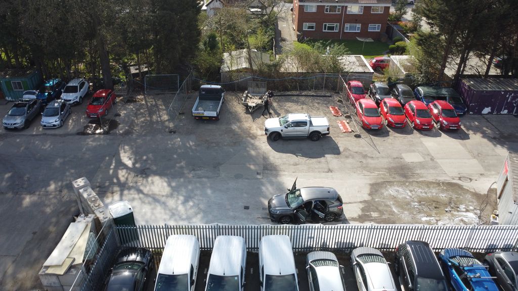 Property photo 2 of 3